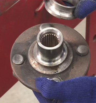 It is important to control the hub and knuckle during assembly, and ensure all surfaces which come into contact with the bearing are cleaned beforehand