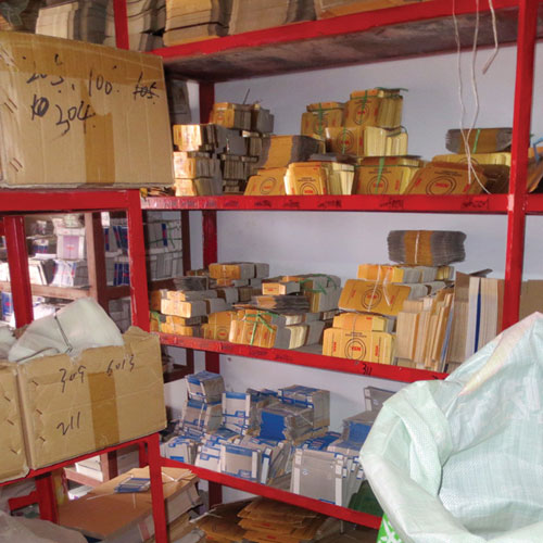 Counterfeiting: Shelves filled with fake NSK bearing boxes